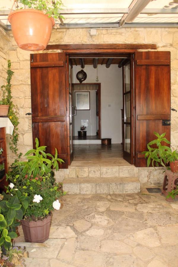 Bed and Breakfast Georgia'S House Fyti Экстерьер фото